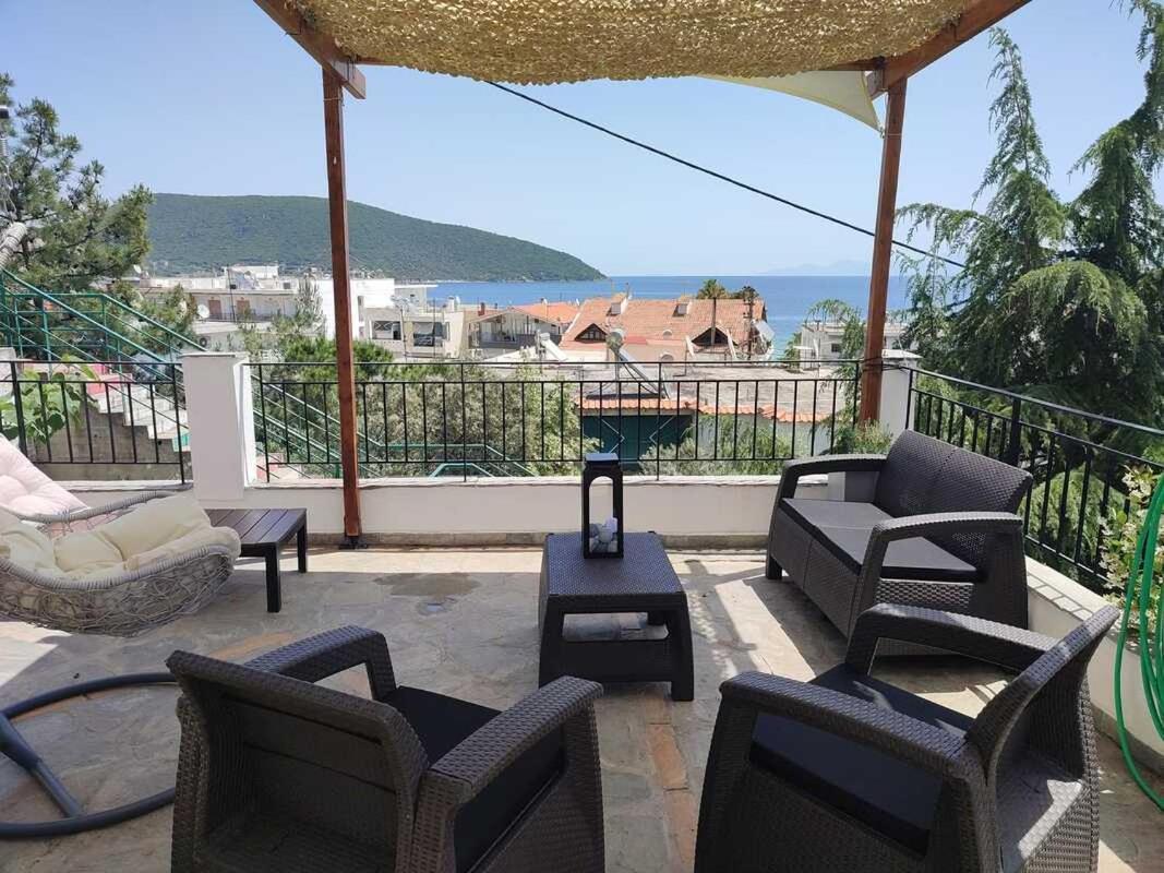 Seagull Apartments Néa Péramos Zewnętrze zdjęcie